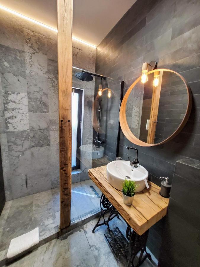 סינאיה Casa Larisa Antonia Apartments מראה חיצוני תמונה