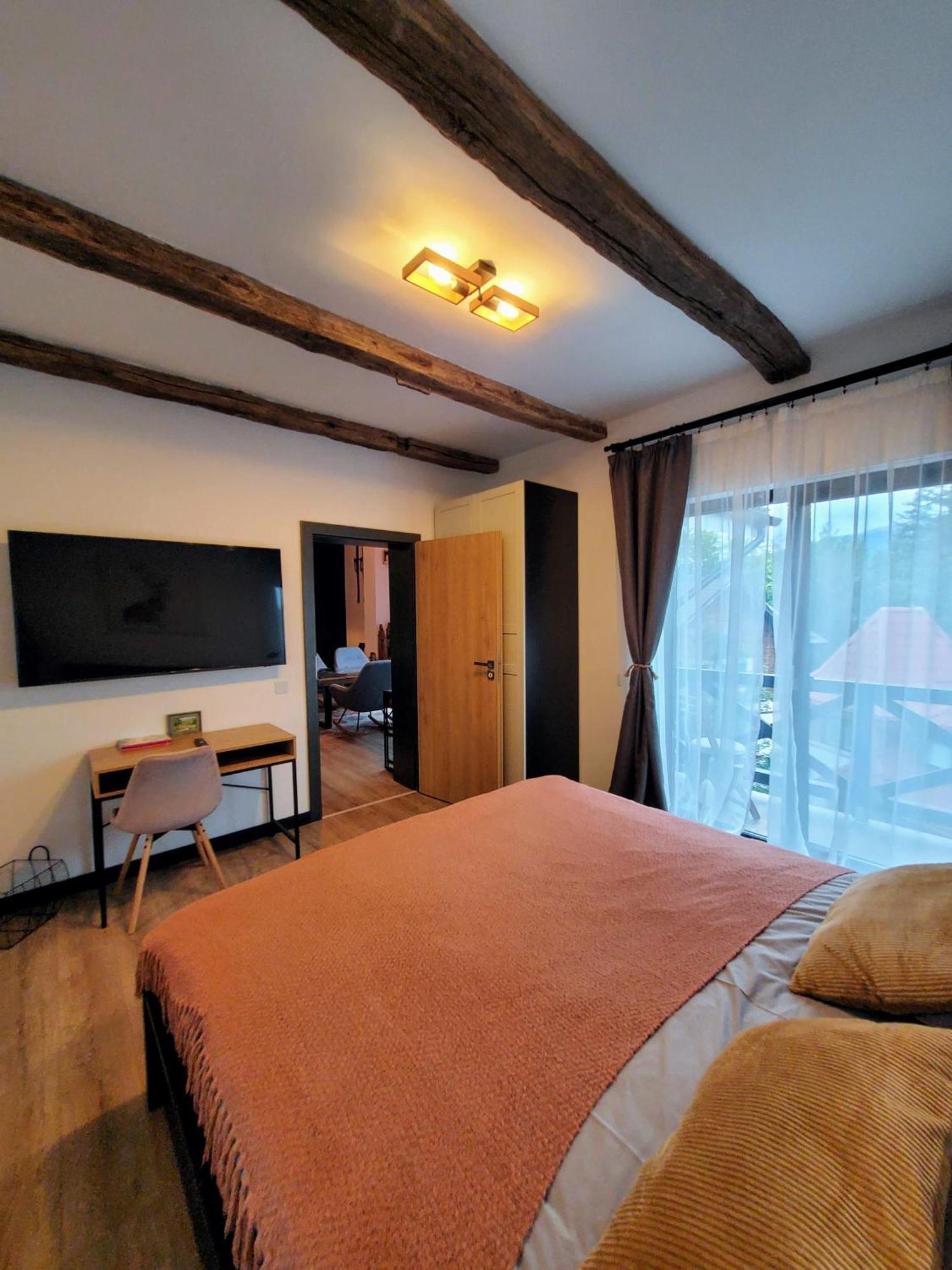 סינאיה Casa Larisa Antonia Apartments מראה חיצוני תמונה